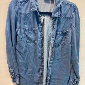 Cato Brand Denim Button Down Top Size Large Women's